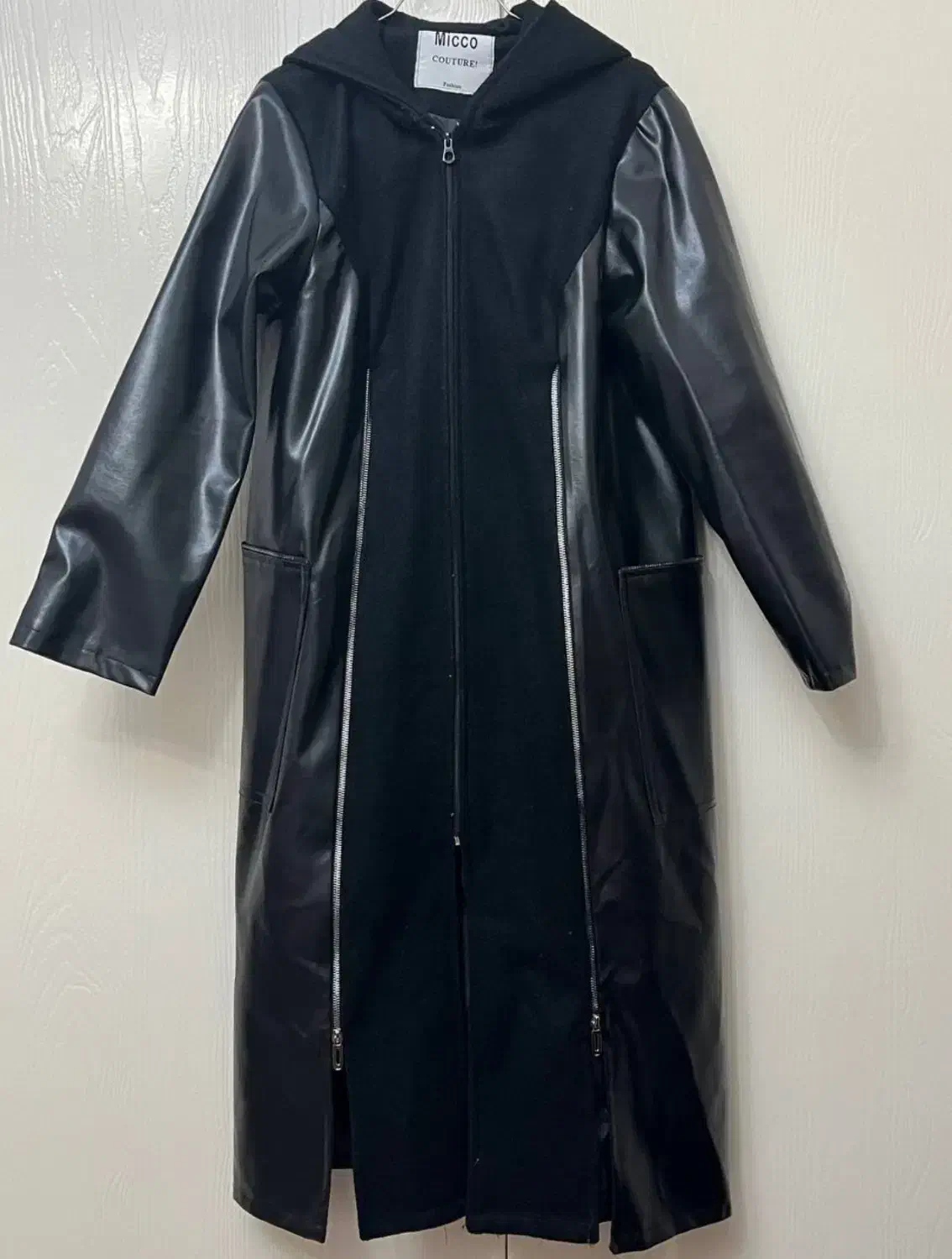 پالتو|لباس|تهران, پرستار|دیوار