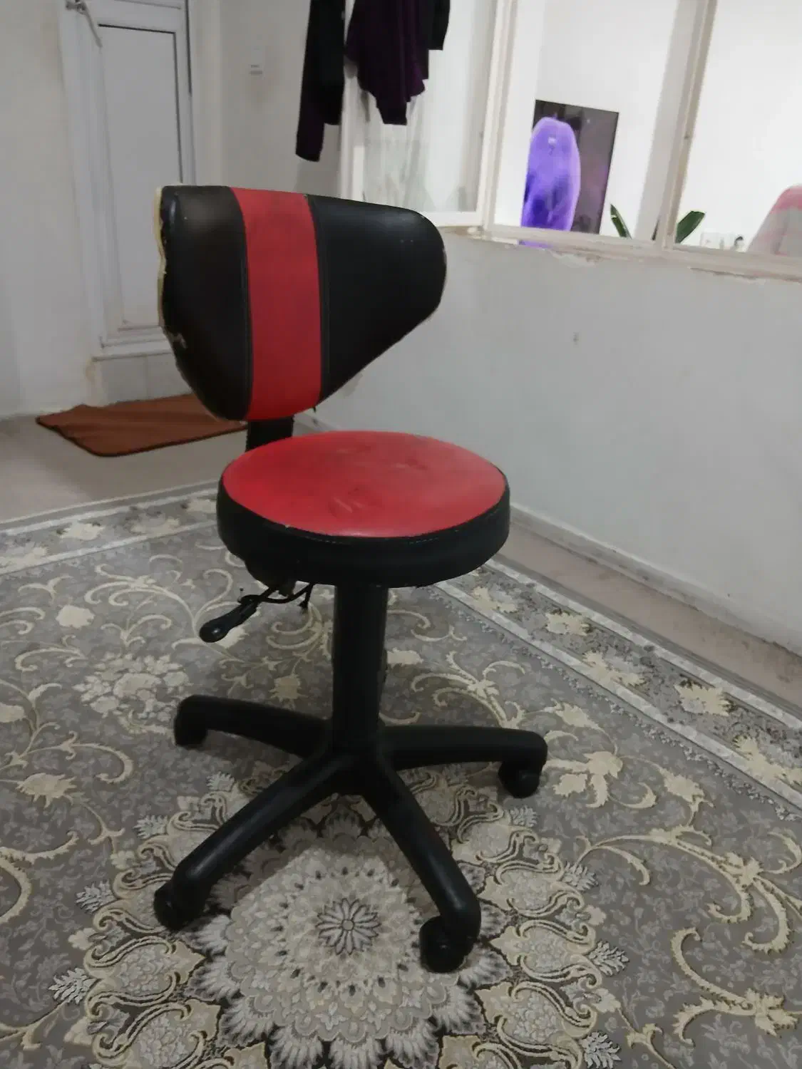 سندلی جک دار چرخشی|صندلی و نیمکت|سقز, |دیوار