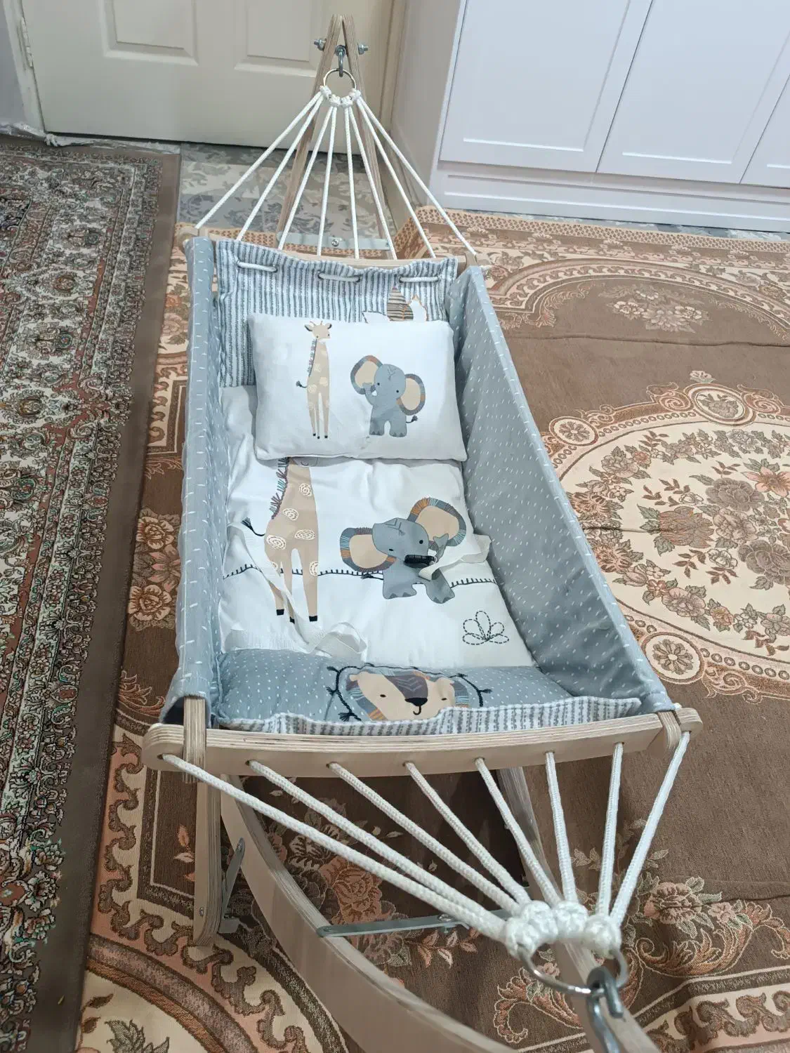 گهواره تاشو|تخت و سرویس خواب|کهریزک, |دیوار