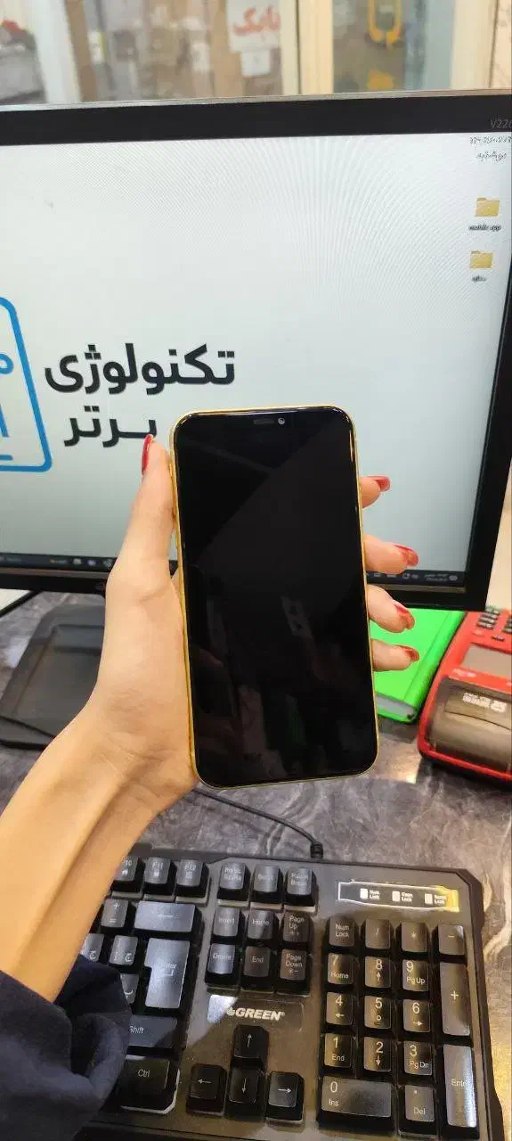 گوشی آیفون 11 نرمال با حافظه 128|موبایل|اصفهان, جلفا|دیوار
