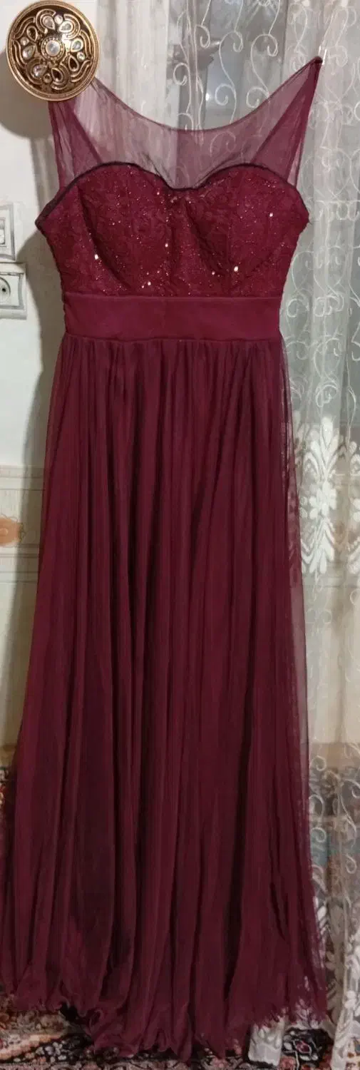 لباس مجلسی|لباس|سبزوار, طبرسی (جعفرآباد)|دیوار