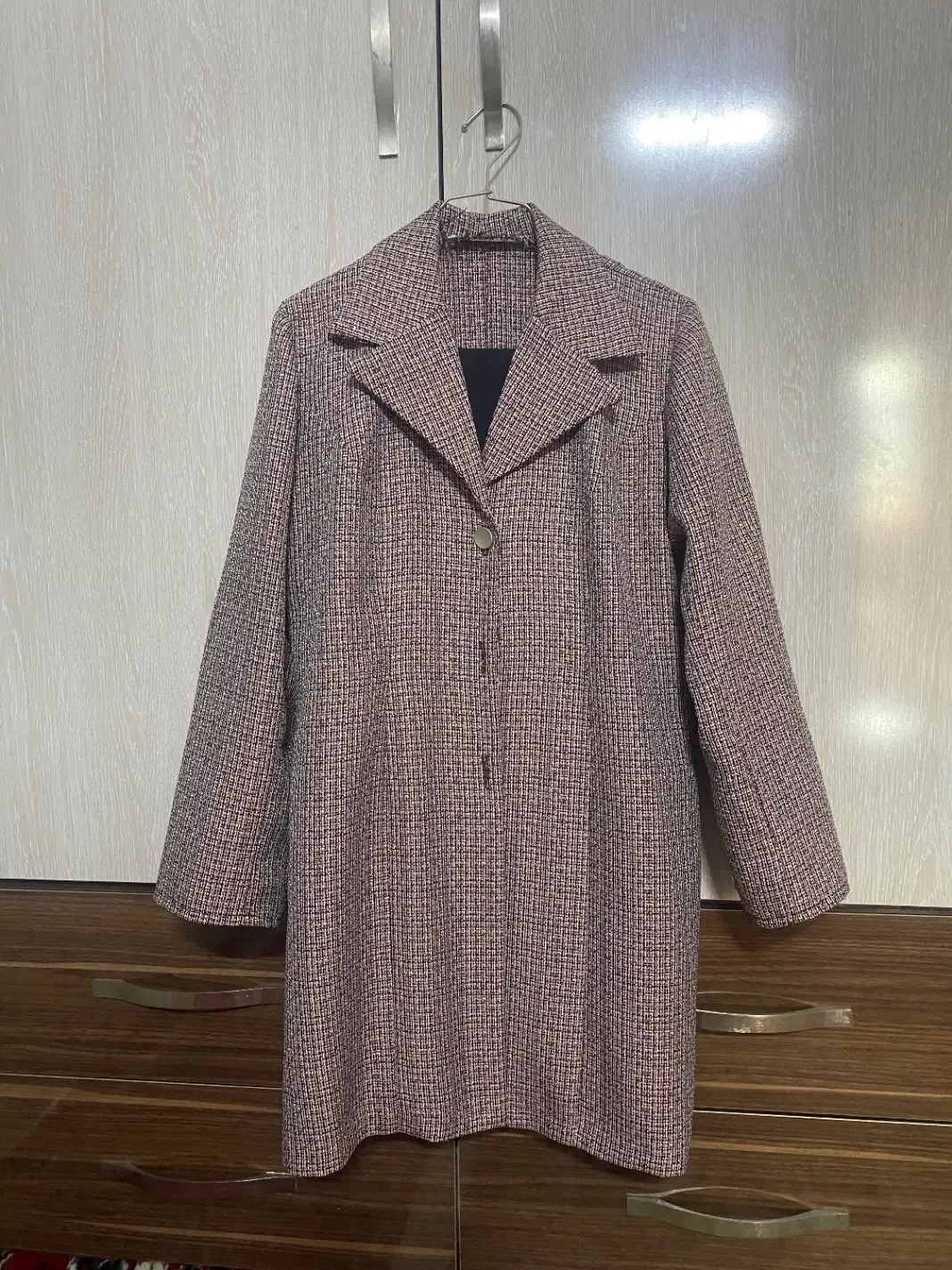 مانتو شنل|لباس|مشهد, خرمشهر|دیوار