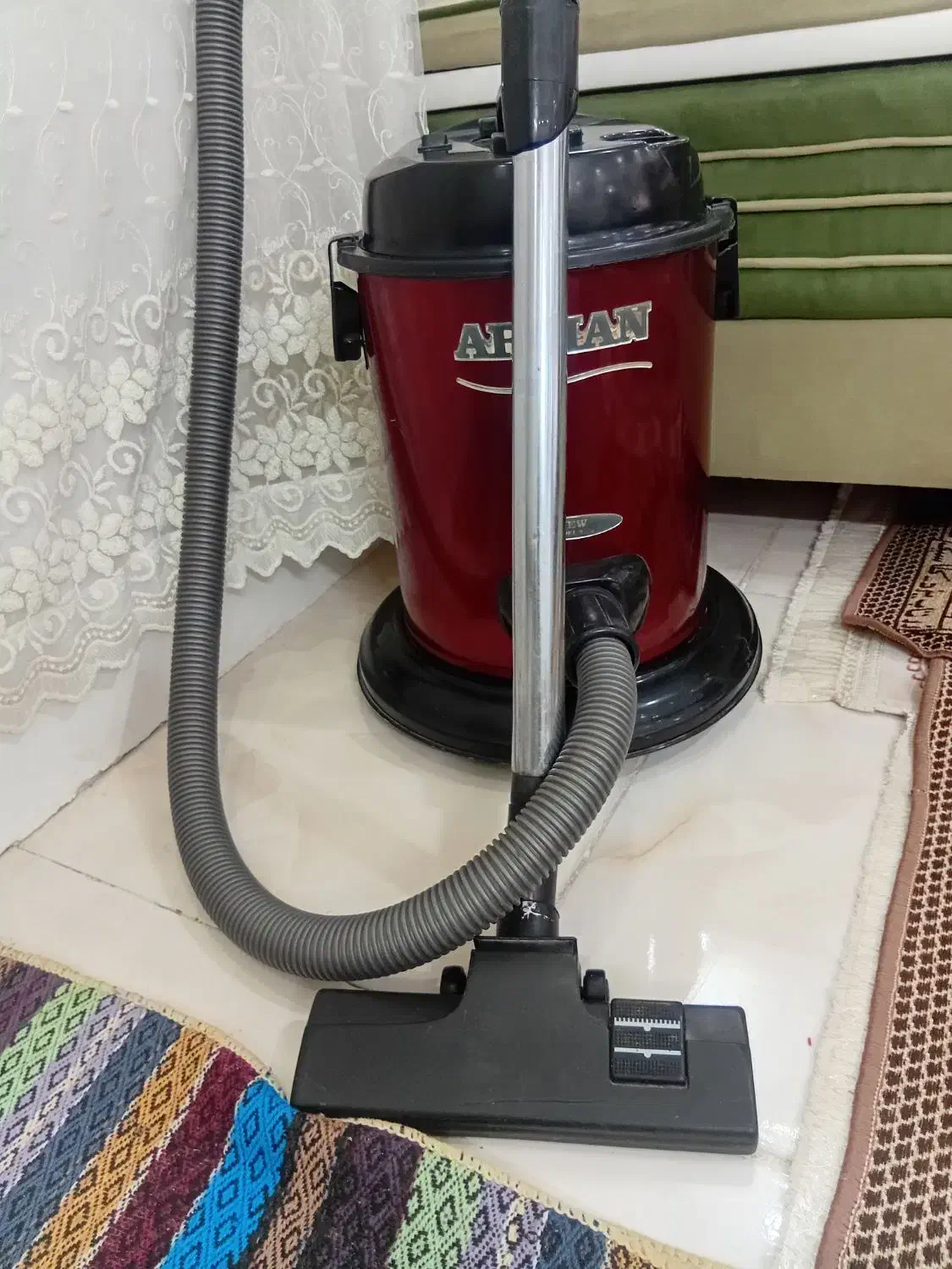 جاروبرقی|جاروبرقی، جارو شارژی، بخارشو|ابریشم, |دیوار