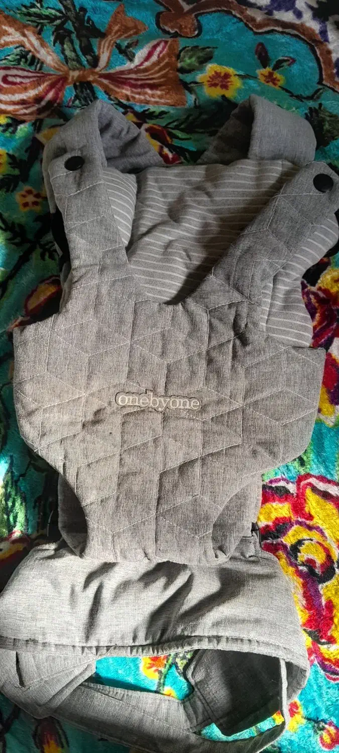 اغوشی|کالسکه و لوازم جانبی|بم, |دیوار