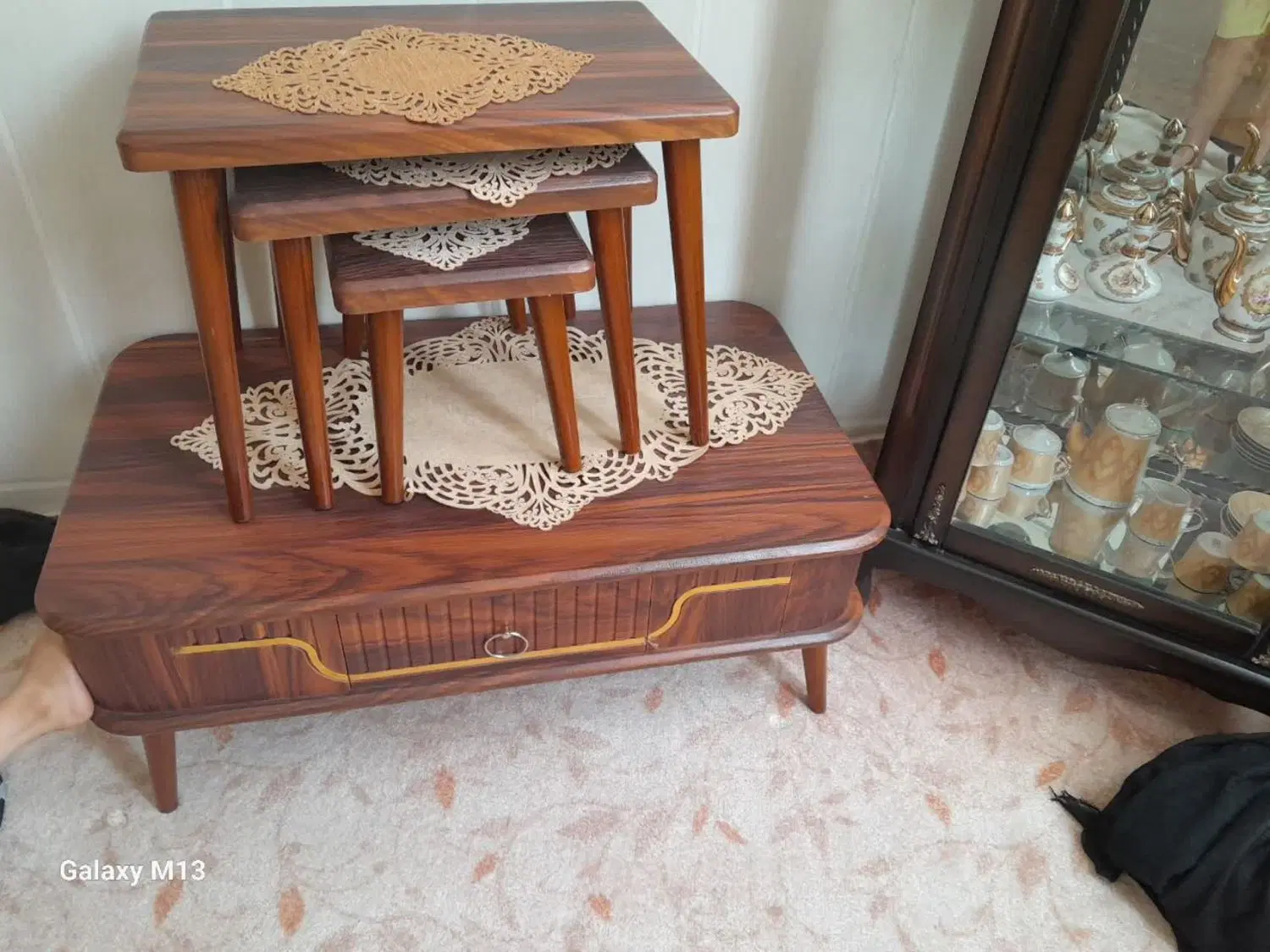 مبل|مبلمان خانگی و میز عسلی|میبد, |دیوار