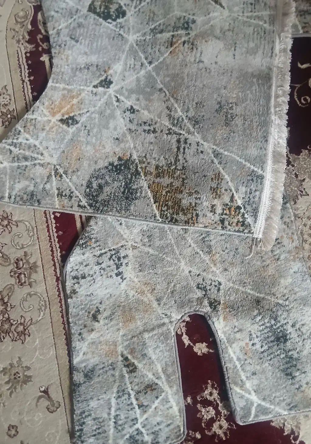 فرش رنو تی و زاپاس و گردون|قطعات یدکی و لوازم جانبی|اهواز, کوی سعدی|دیوار