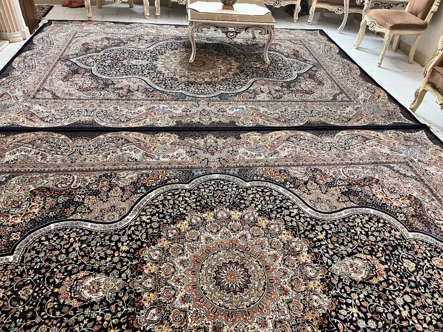 فرش ماشینی یک جفت همرا با یه شش متر ست|فرش|تهران, صادقیه|دیوار