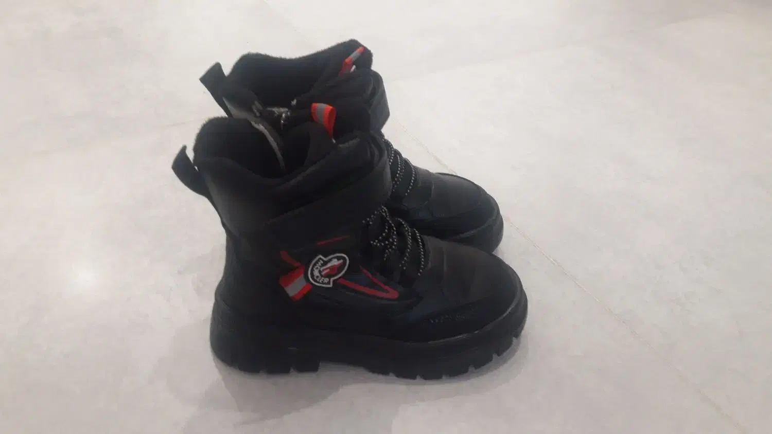 بوت بچگانه سایز ۳۳|کیف، کفش، کمربند|بابل, |دیوار