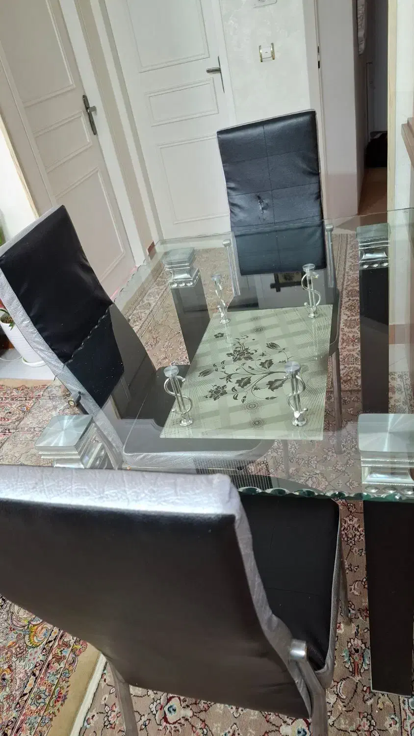 میز نهار خوری چهار نفره زیبا|میز و صندلی غذاخوری|مشهد, توس (بلوار توس)|دیوار