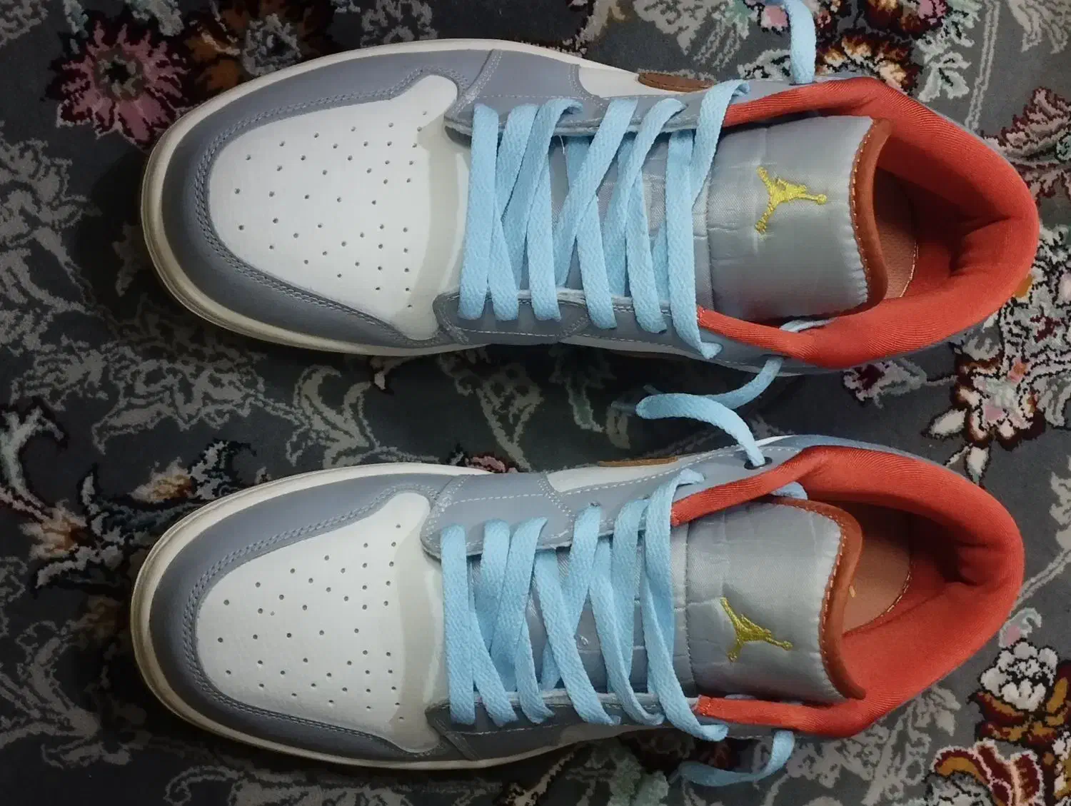 کتونی نایک جردن1|کیف، کفش، کمربند|نسیم‌شهر, |دیوار