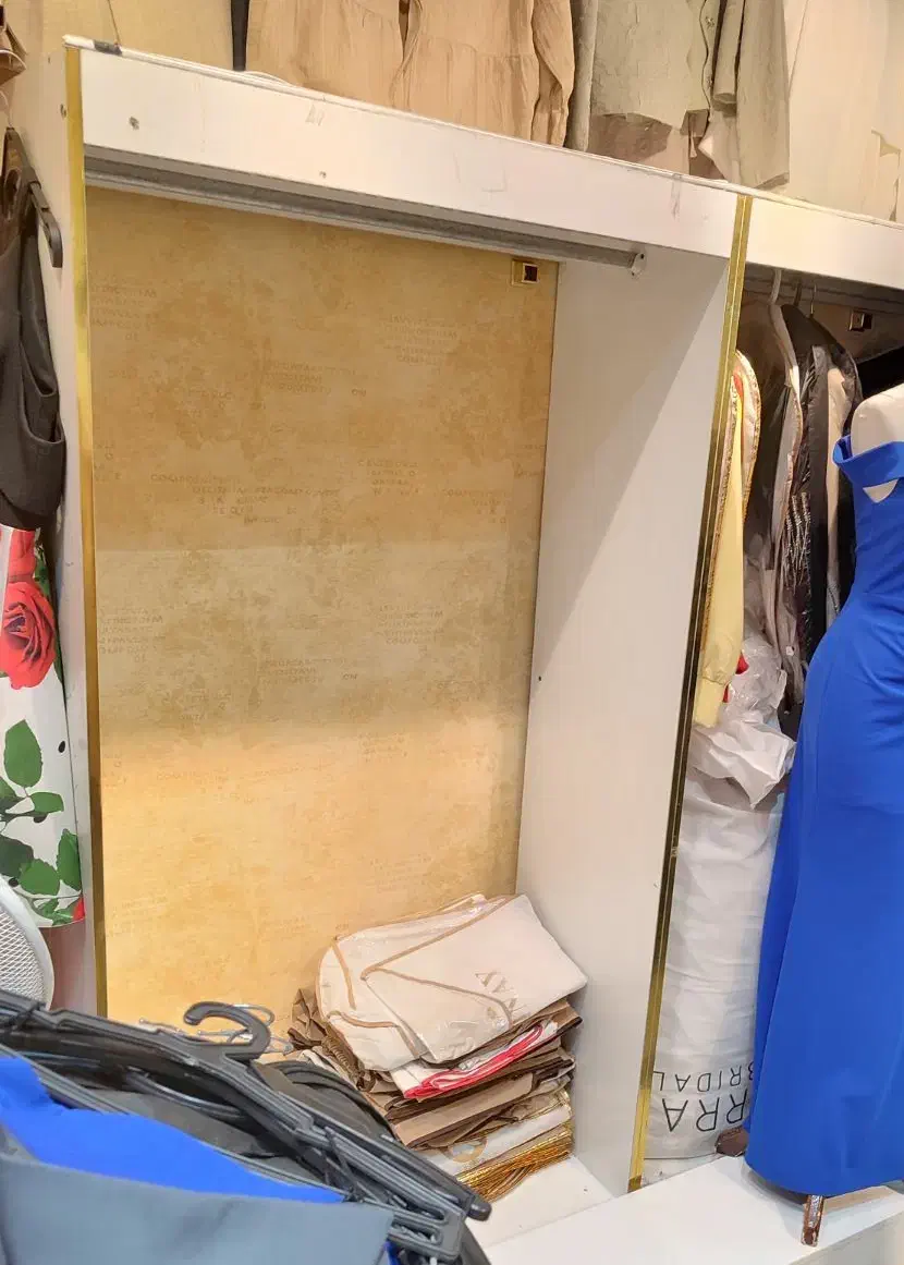 استند لباس|کتابخانه، شلف، قفسههای دیواری|مشهد, هفده شهریور|دیوار