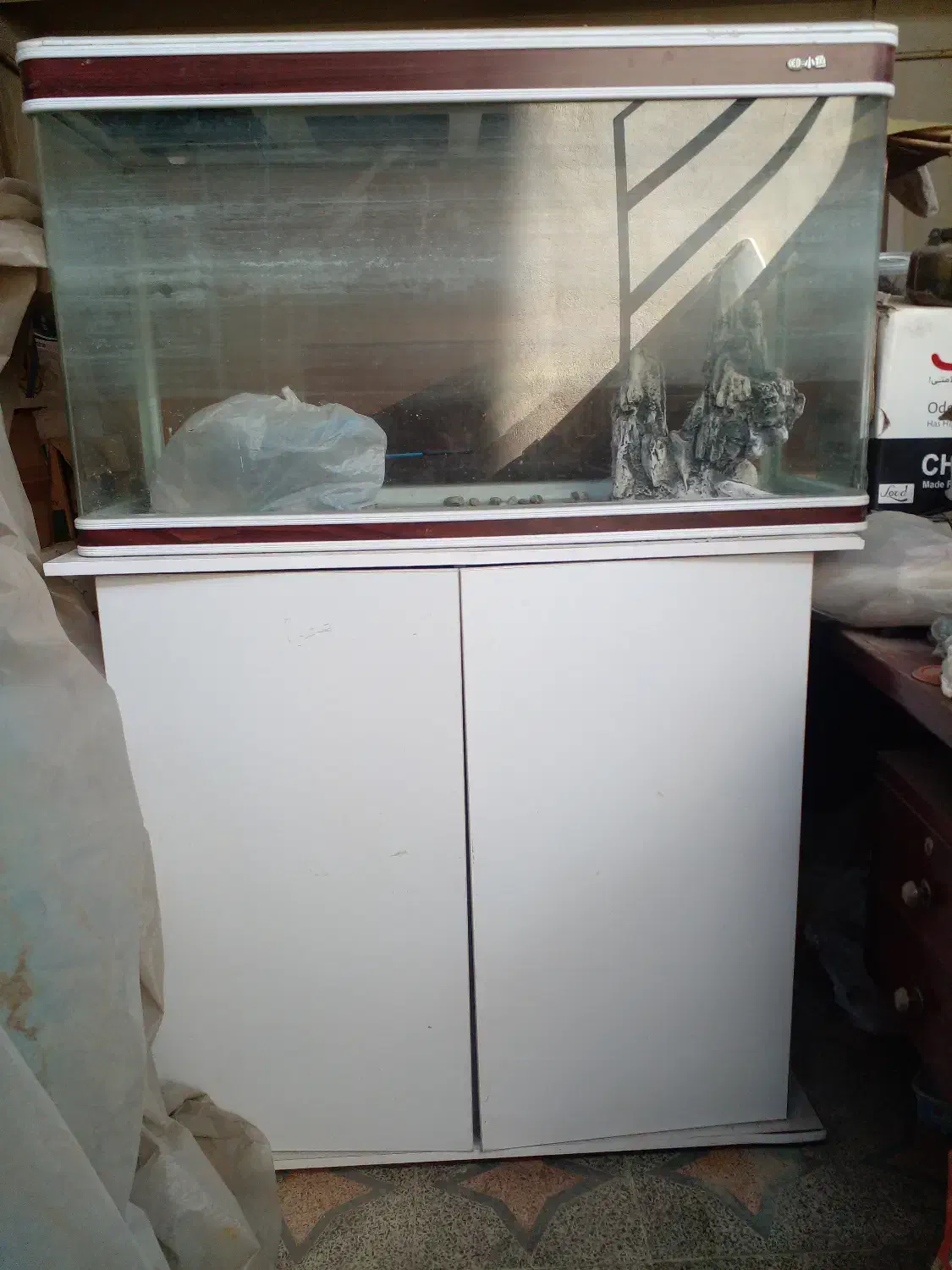 آکواریوم با لوازم و کمد زیر آن|ماهی|فردیس, فردیس|دیوار