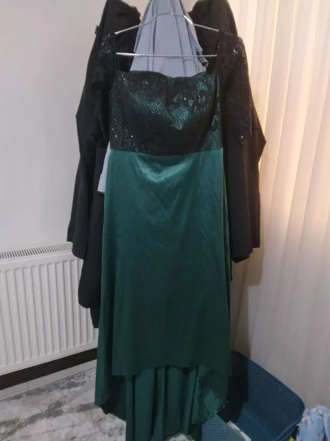 لباس مجلسی|لباس|قزوین, |دیوار