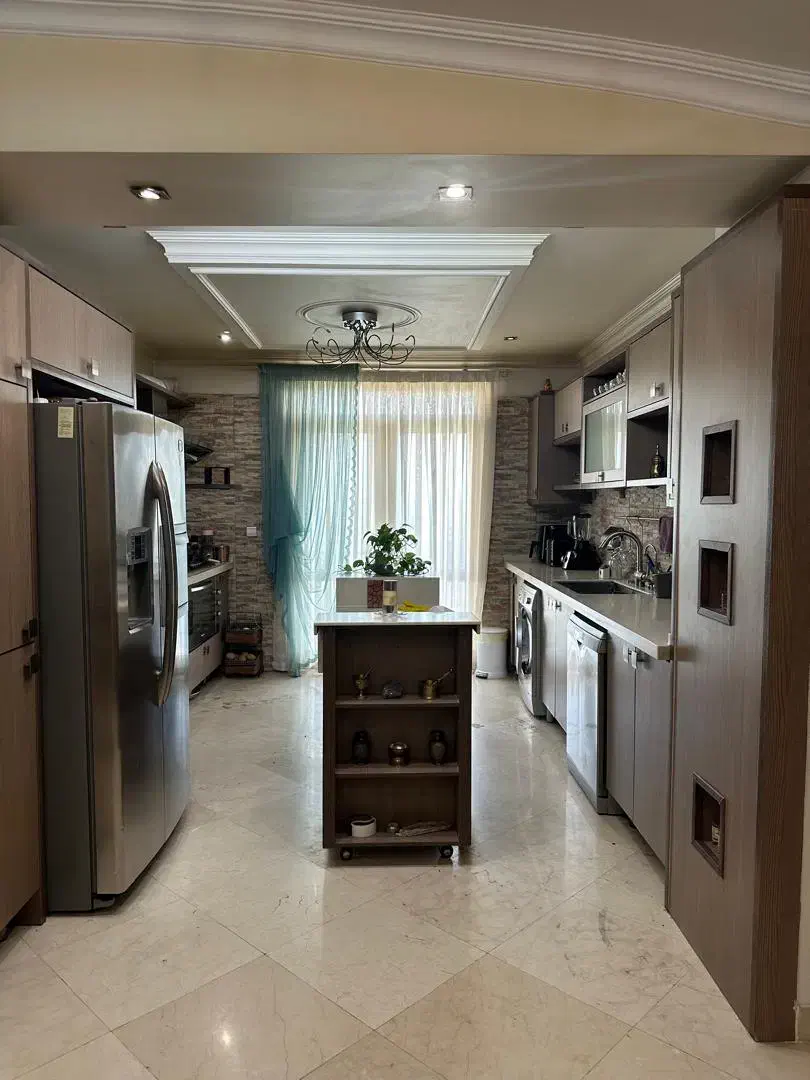 اجاره آپارتمان ۱۷۰متری ۳خوابه ساقدوش