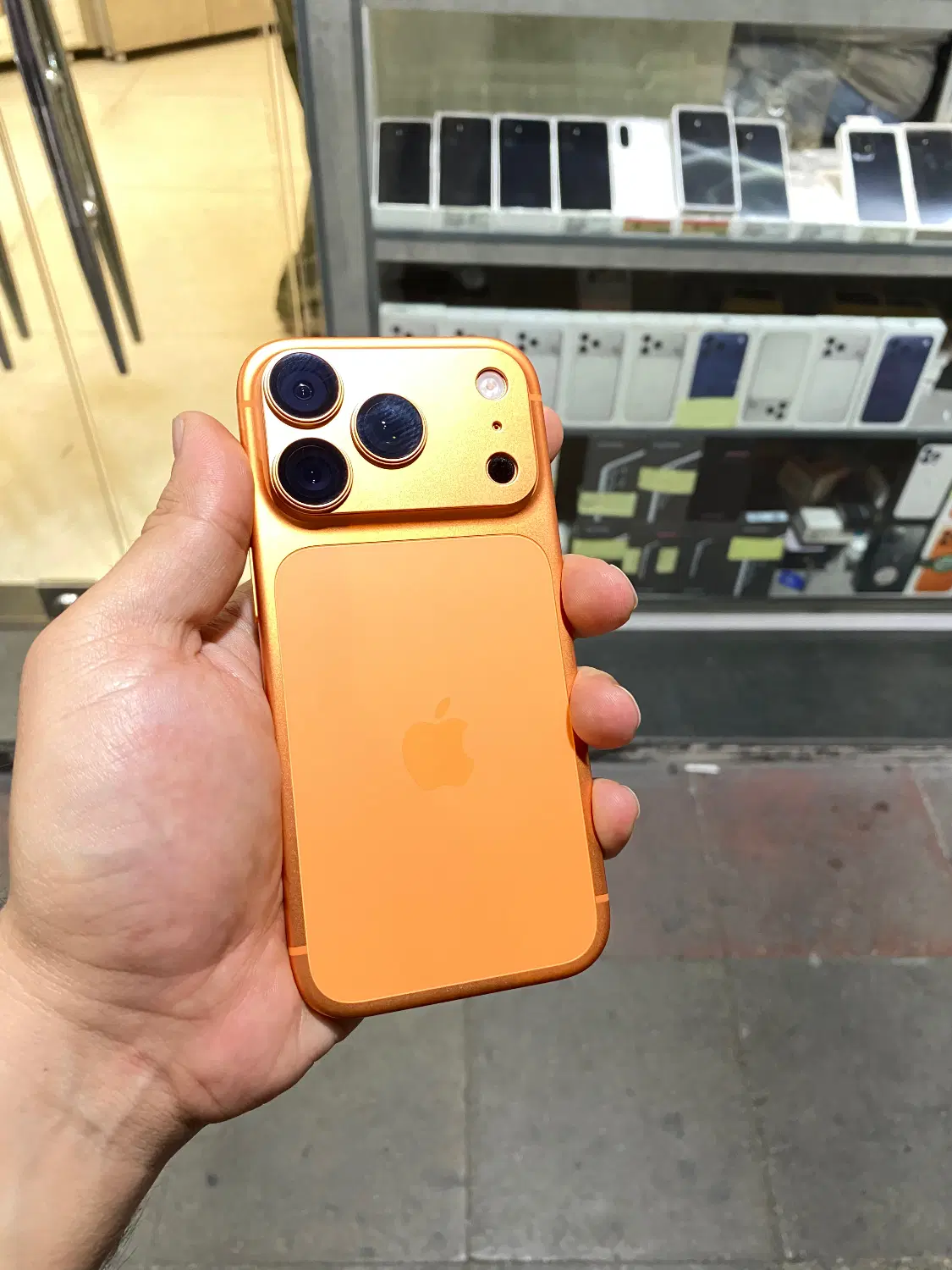 Iphone 17 pro|موبایل|کرج, کوی امامیه|دیوار