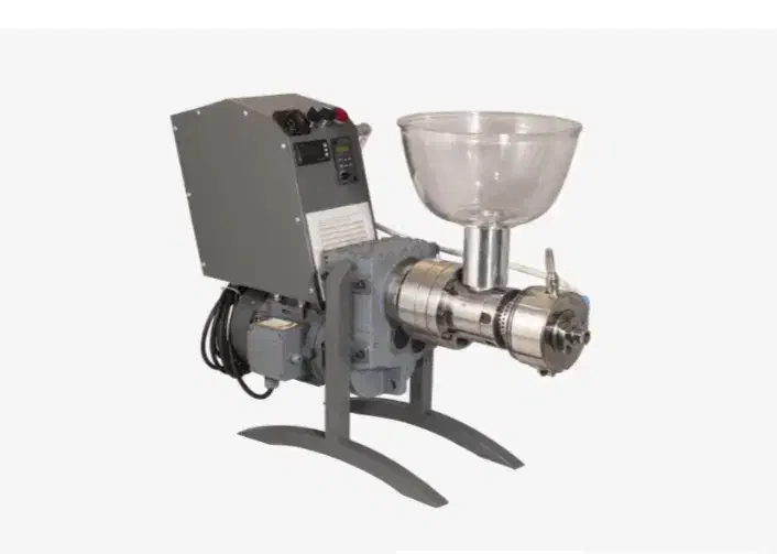 دستگاه روغن گیری پرس سرد سخت شکن|فروشگاه و مغازه|اصفهان, باغ فدک|دیوار