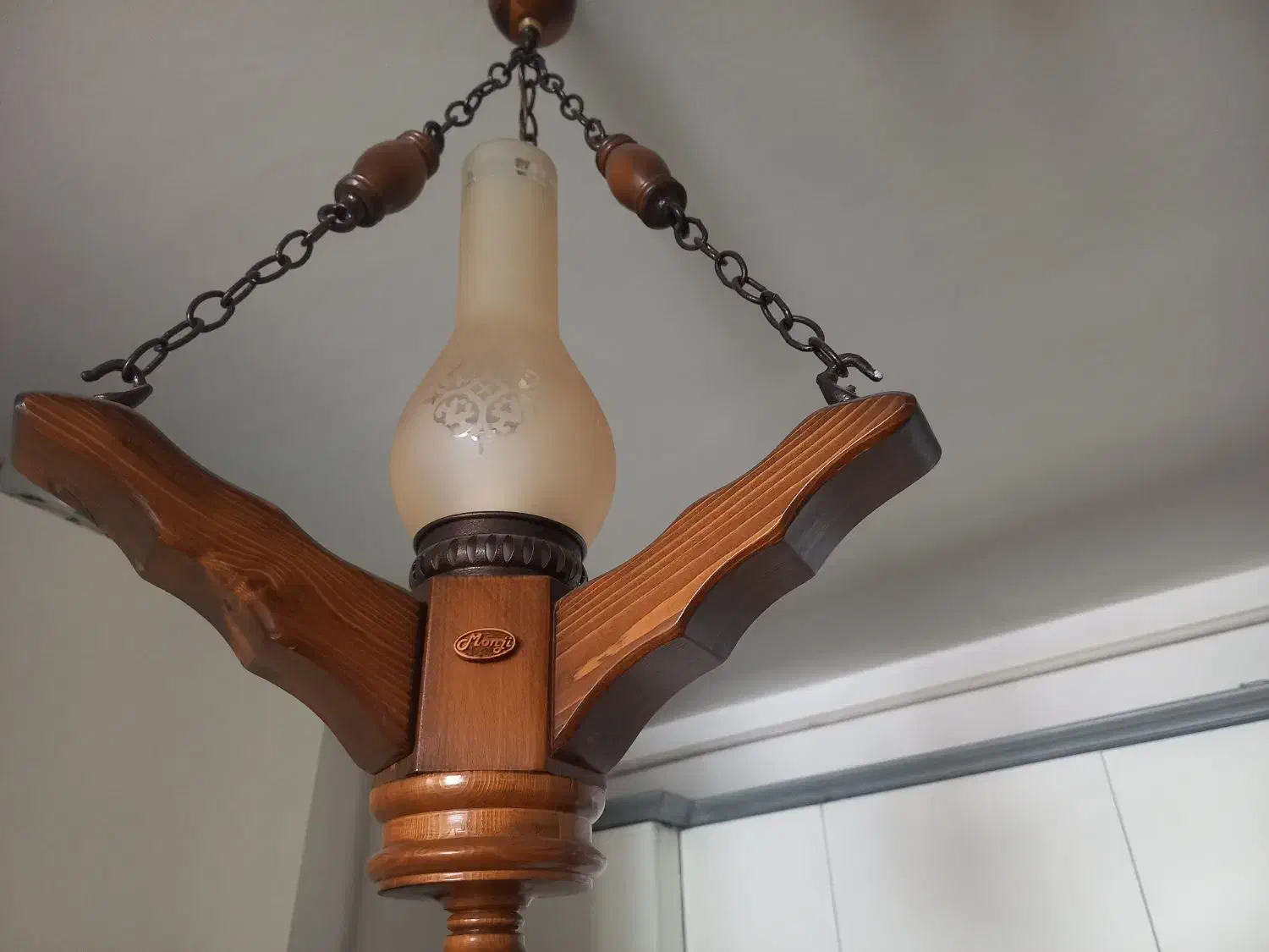 لوستر|لوستر و چراغ آویز|همدان, |دیوار