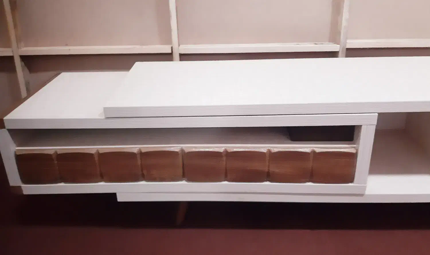 میزتلویزیون|میز تلویزیون|بندر انزلی, کارآموزی|دیوار