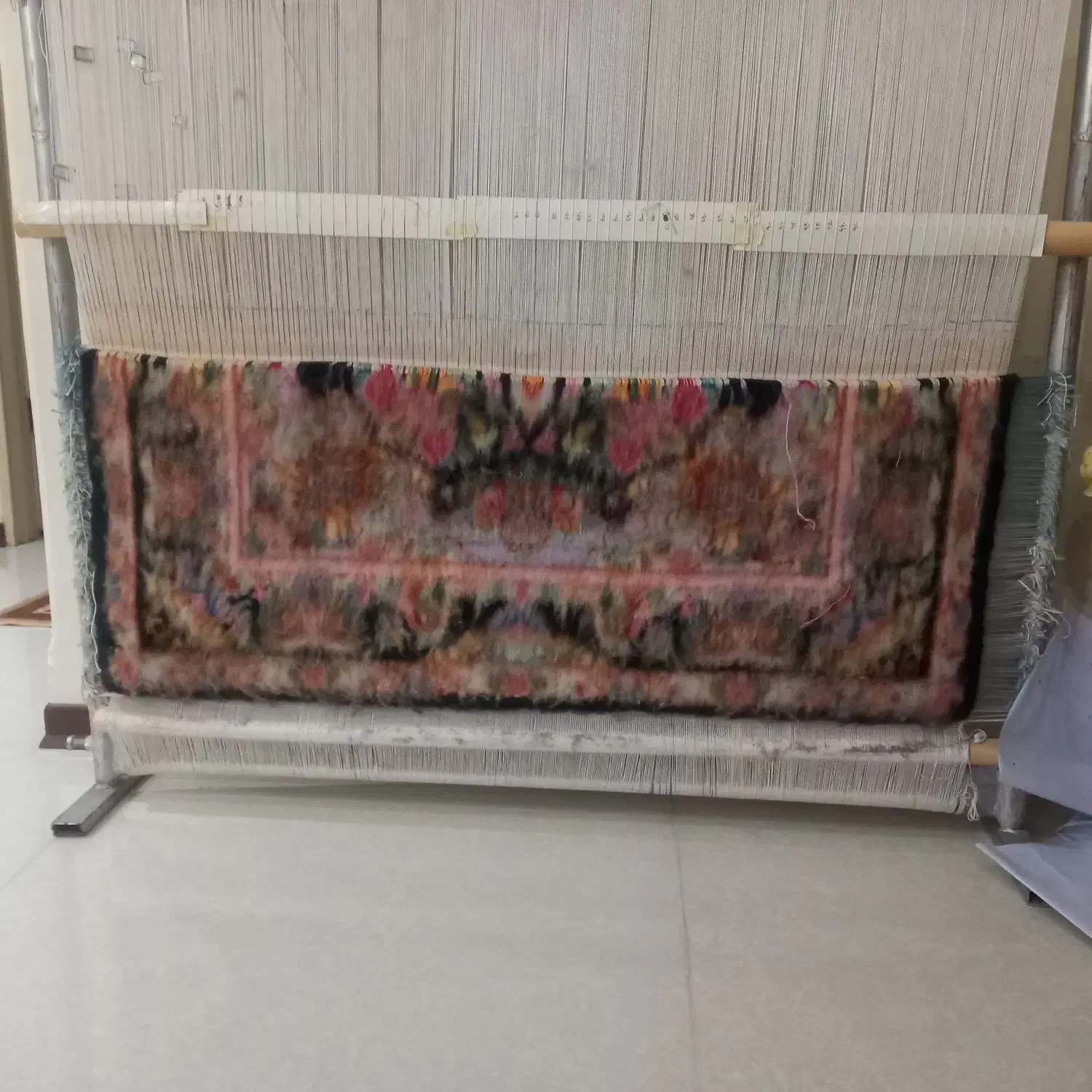 دارقالی نیمه بافت|فرش|تهران, اوقاف|دیوار