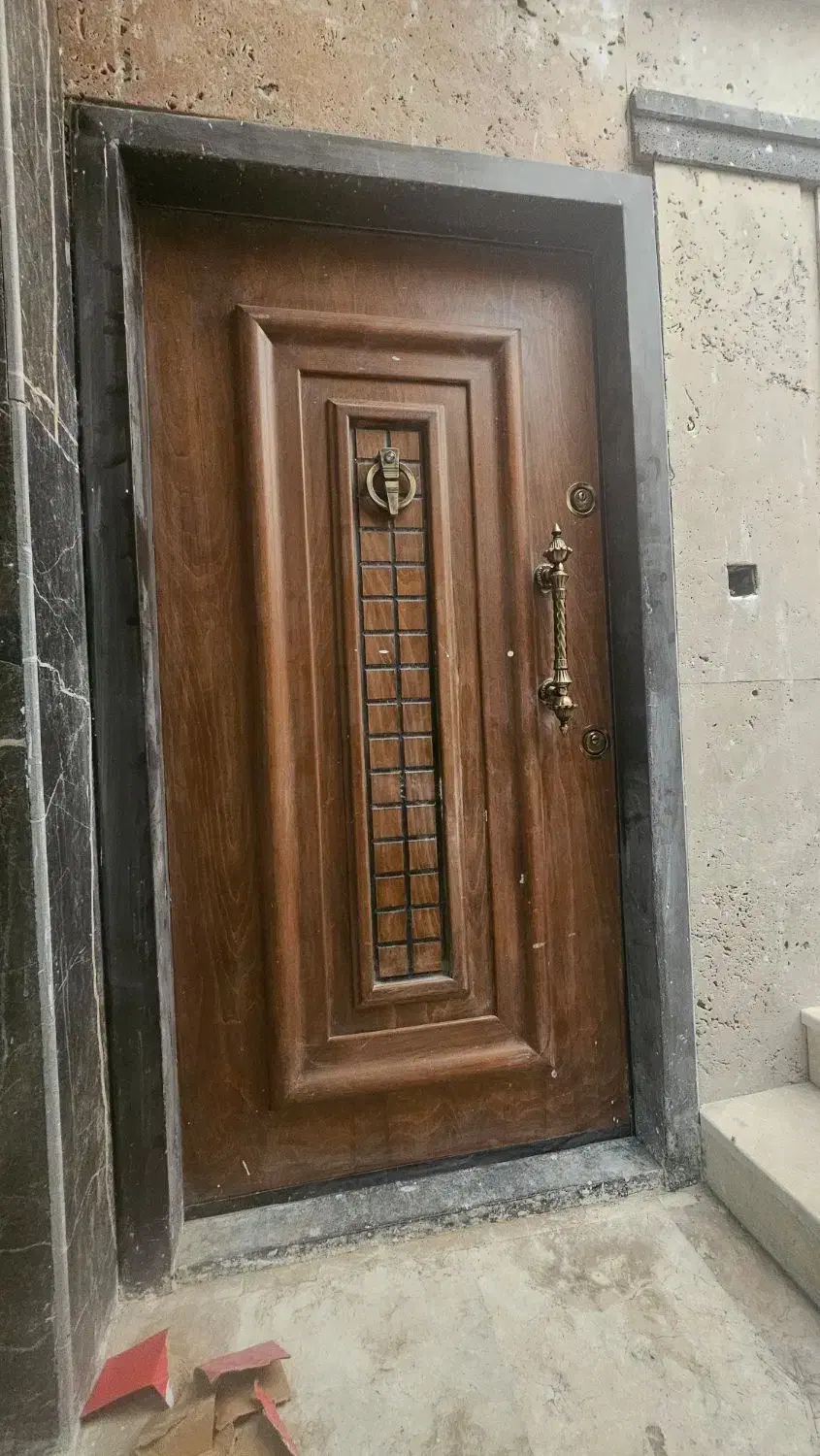 فروش درب ضد سرقت در حد نو|مصالح و تجهیزات ساختمان|صدرا-فارس, فاز ۱|دیوار