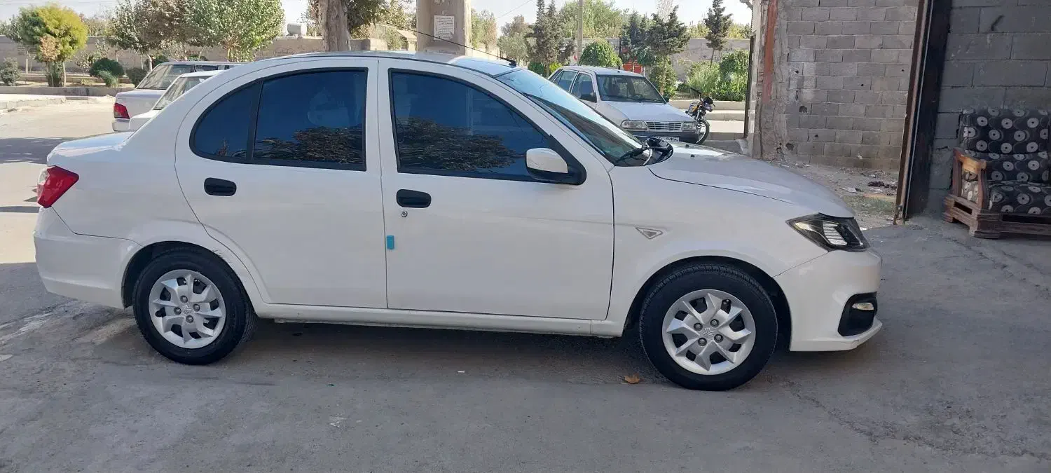 ساینا S مدل ۴۰۲ کم کارکرد در حد|خودرو سواری و وانت|باغستان, |دیوار