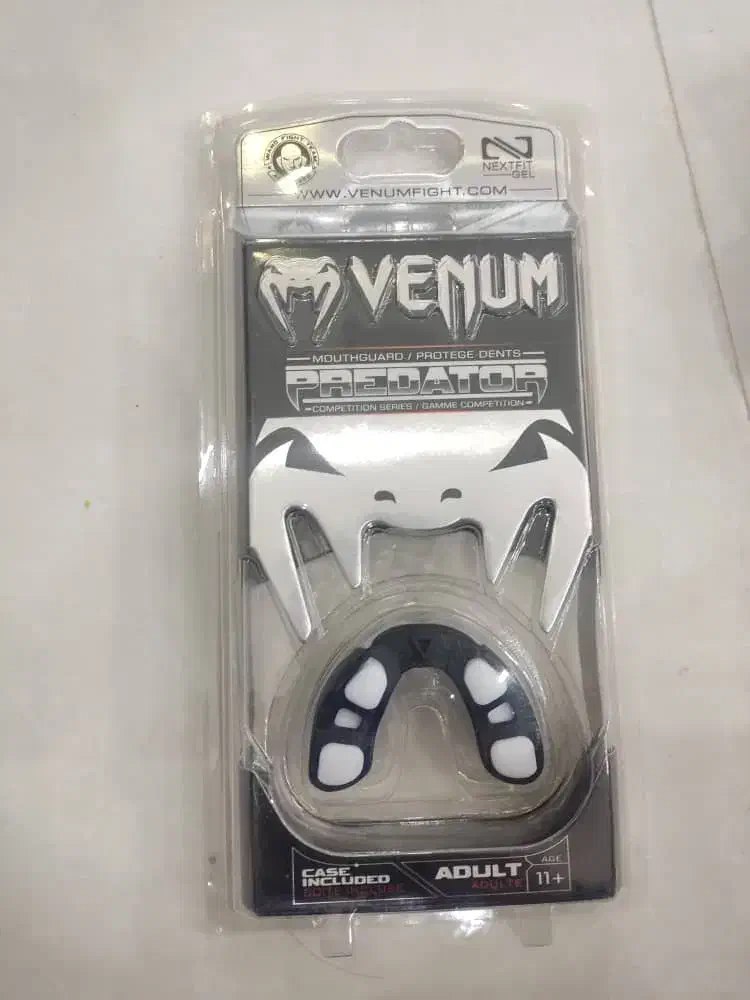 دستکش بوکس در حد نو|تجهیزات ورزشی|شهریار, شهرک وائین|دیوار