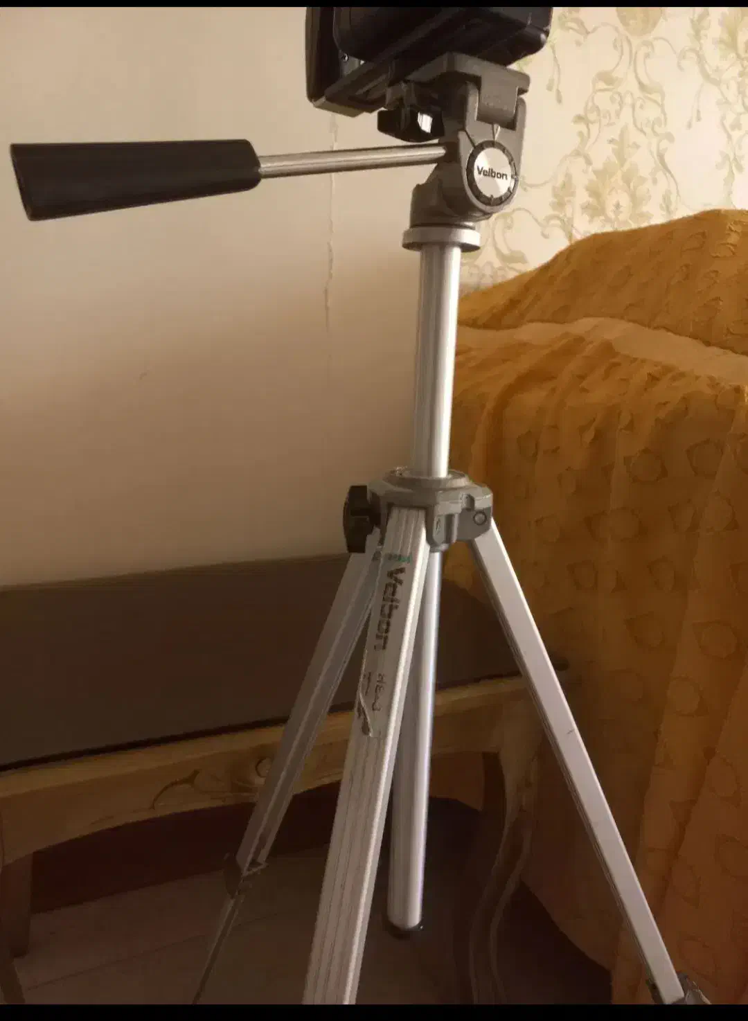 دوربین عکاسی لوبیتل و پایه دوربین velbon|دوربین عکاسی و فیلمبرداری|تهران, آرژانتین|دیوار