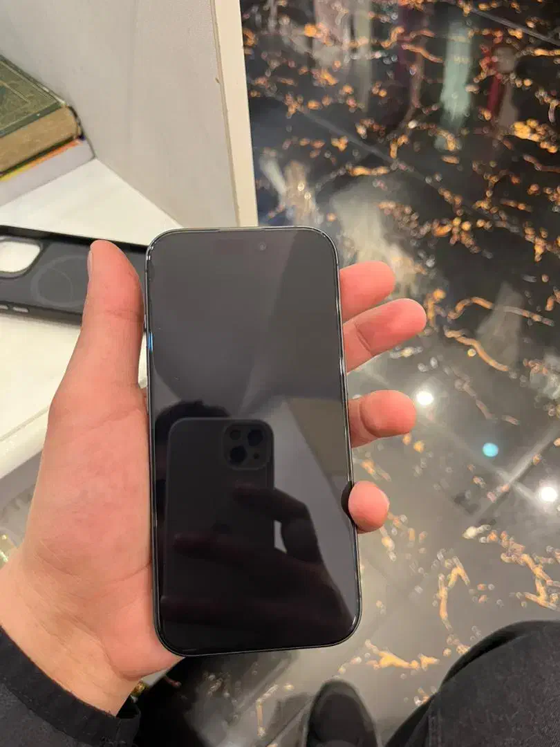 ایفون۱۷|موبایل|تهران, صادقیه|دیوار