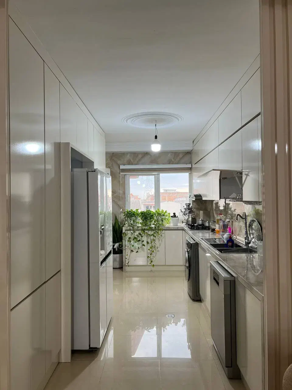 آپارتمان ۱۰۷متری خ تهران ابتدا مهتاب|فروش آپارتمان|قائم‌شهر, |دیوار