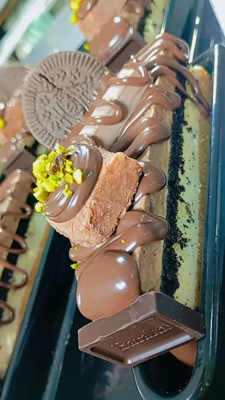 همکاری درکارگاه قنادی|استخدام خدمات فروشگاه و رستوران|سنندج, |دیوار