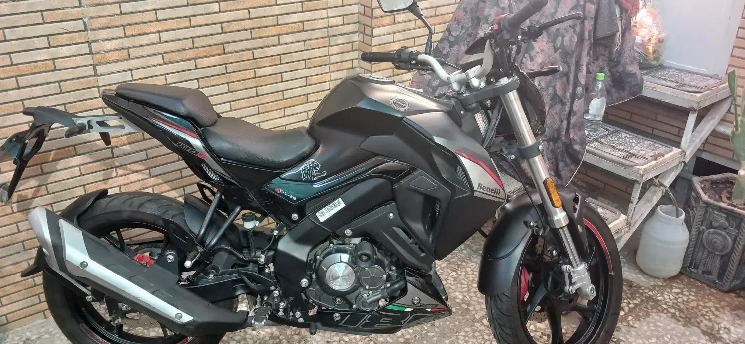 بنلی ۱۸۰ مشکی مات|موتورسیکلت|قم, نیروگاه|دیوار