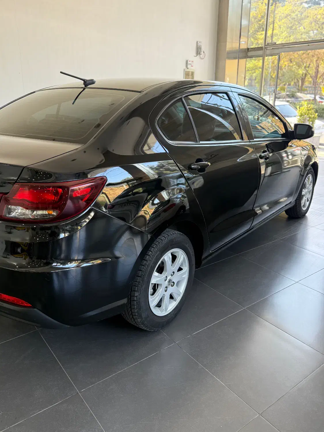 شاهینG دنده ای|خودرو سواری و وانت|قزوین, |دیوار