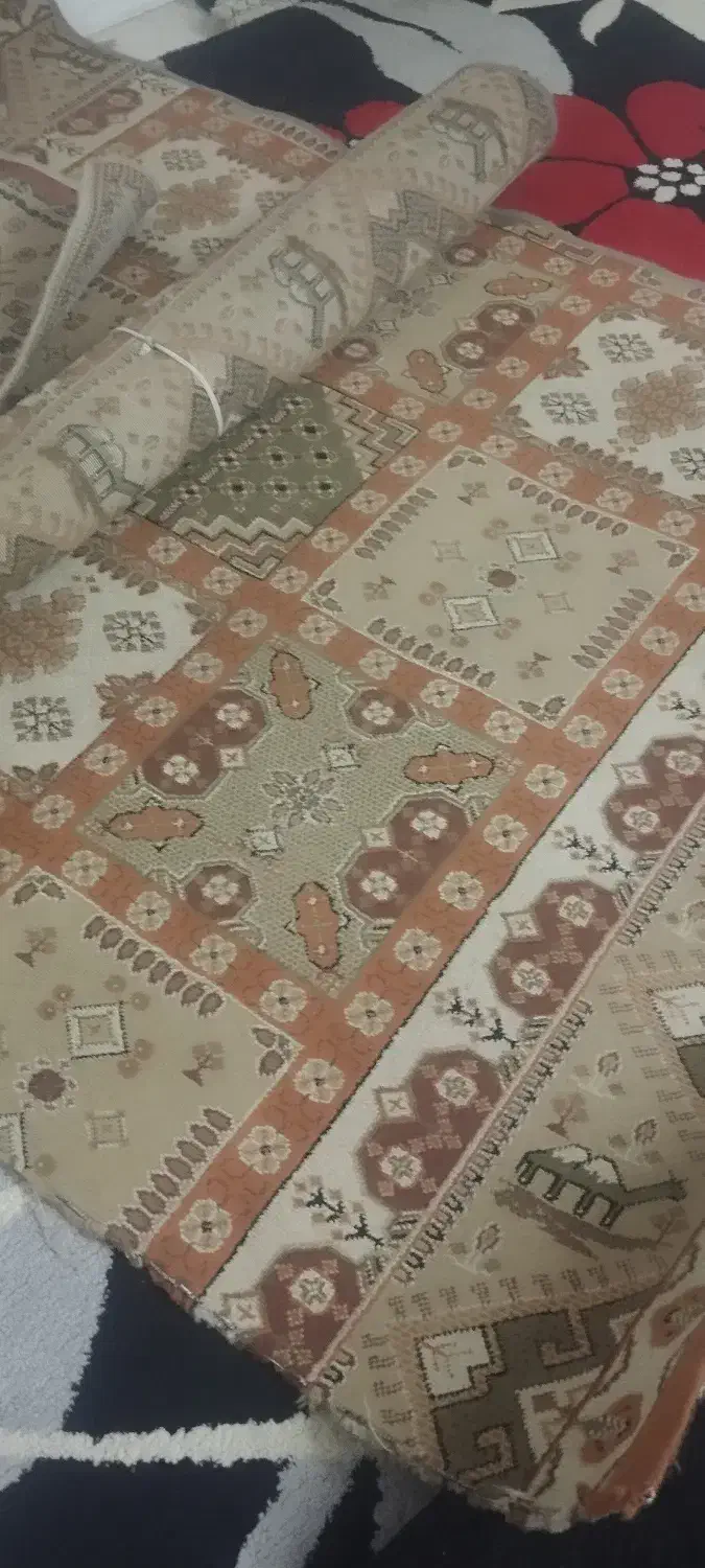 فرش گلیم نه متری و همین گلیم همه باهم سالم|گلیم، جاجیم، گبه|مشهد, تبادکان|دیوار