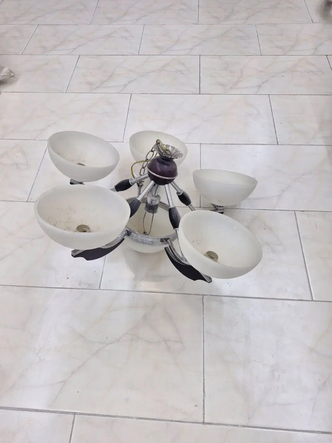 لوستر شیک|لوستر و چراغ آویز|شیراز, زرهی|دیوار