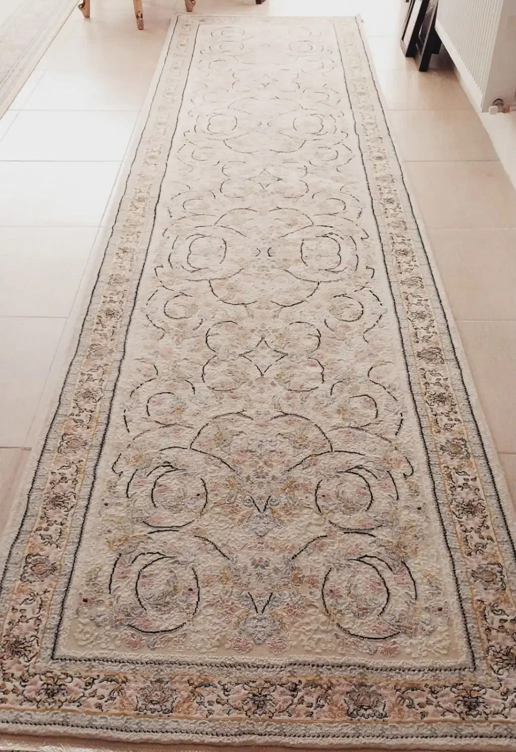 فرش کناره درحد نو نو|فرش|سهند, |دیوار