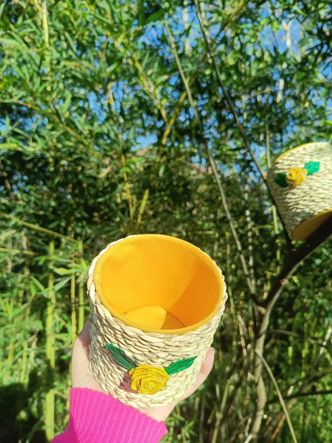 جای قاشقی حصیری|آب‌چکان و نظم‌دهنده ظروف|قم, چهل درخت‎|دیوار