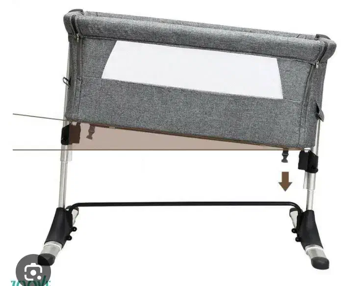 تخت نوزاد کنار مادر مارک زویی|تخت و صندلی بچه|رباطکریم, رباطکریم|دیوار