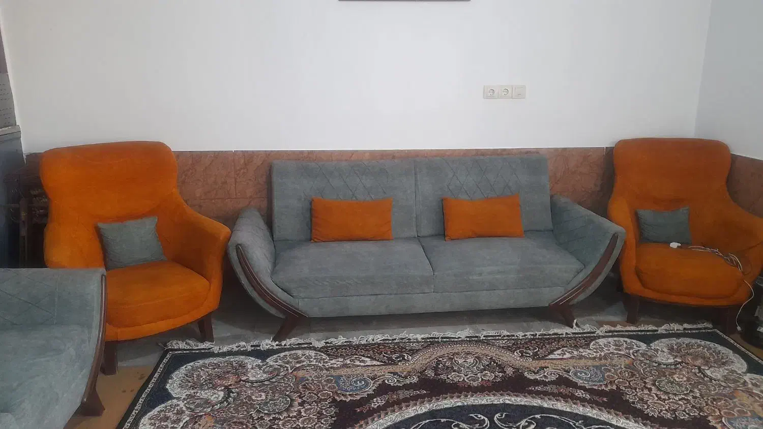 مبلمان|مبلمان خانگی و میز عسلی|شیراز, کفترک|دیوار