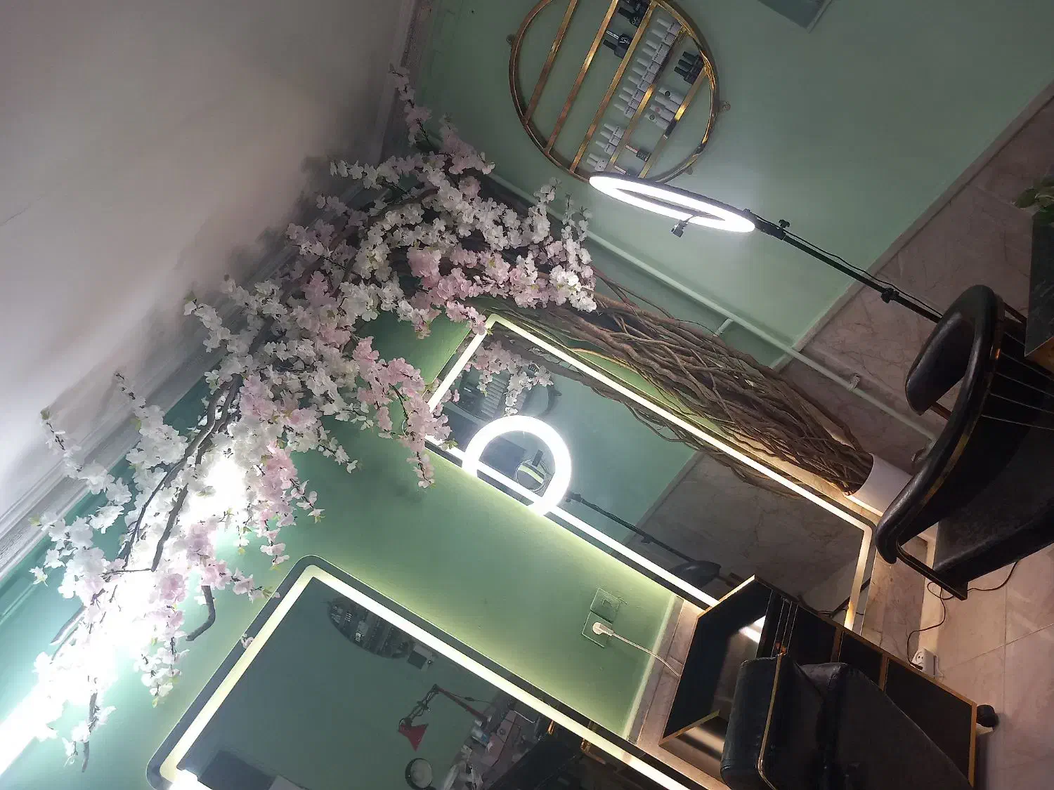 سالن زیبایی در بهترین منطقه مفتح|اجارهٔ دفتر کار، اتاق اداری، مطب|مشهد, گلشور|دیوار