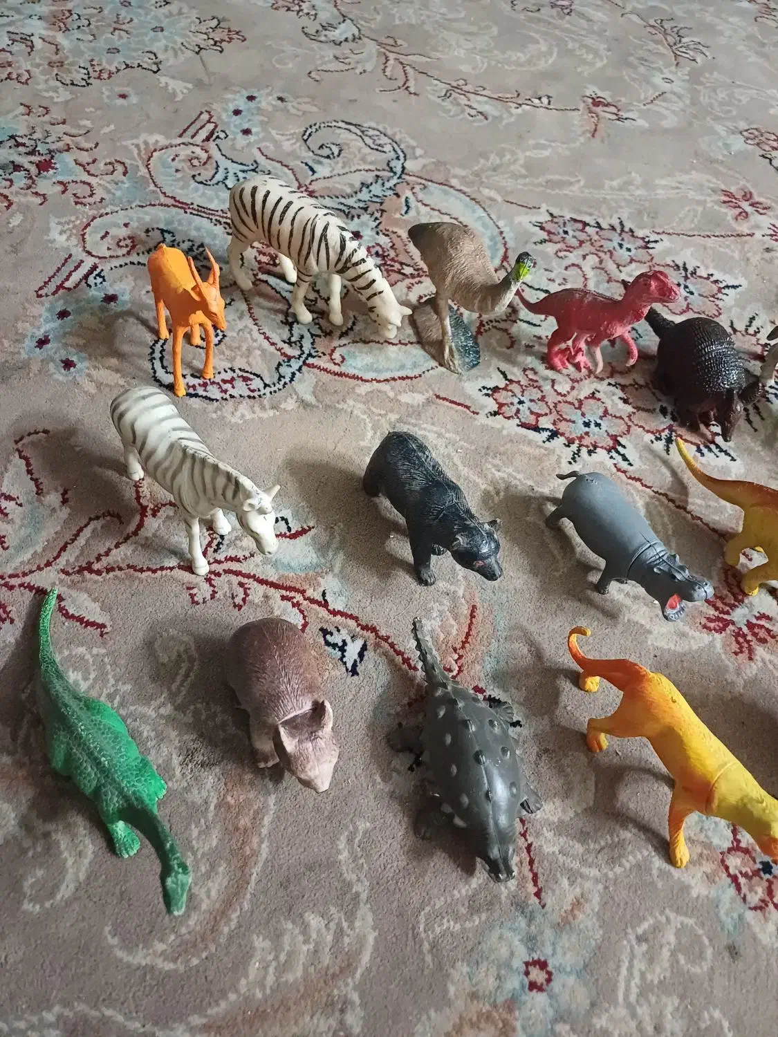 فیگور حیوانات گوشتی قدیمی|اسباببازی|تهران, امامت|دیوار