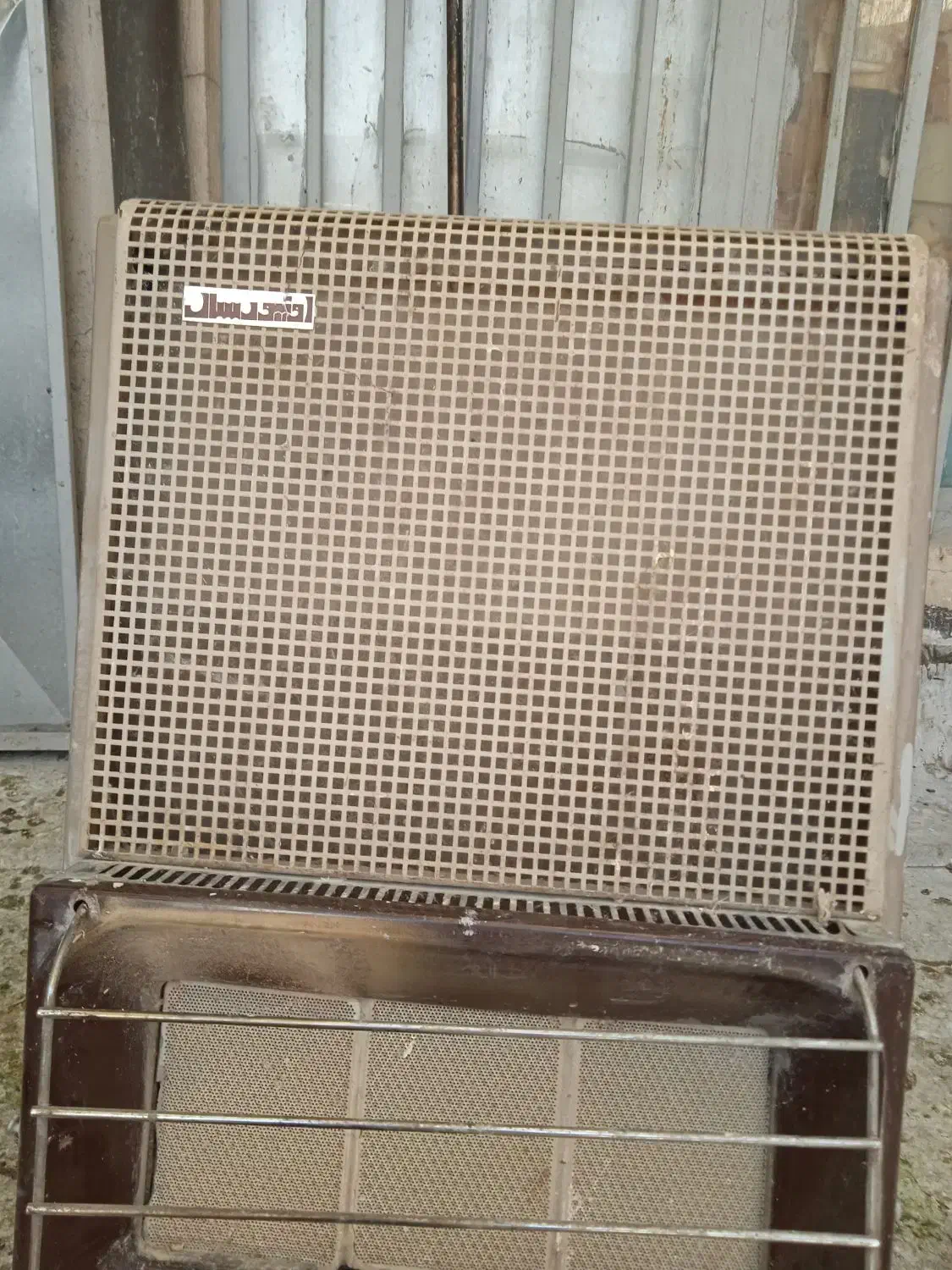 بخاری کپسولی بوتان|بخاری، هیتر، شومینه|کازرون, |دیوار