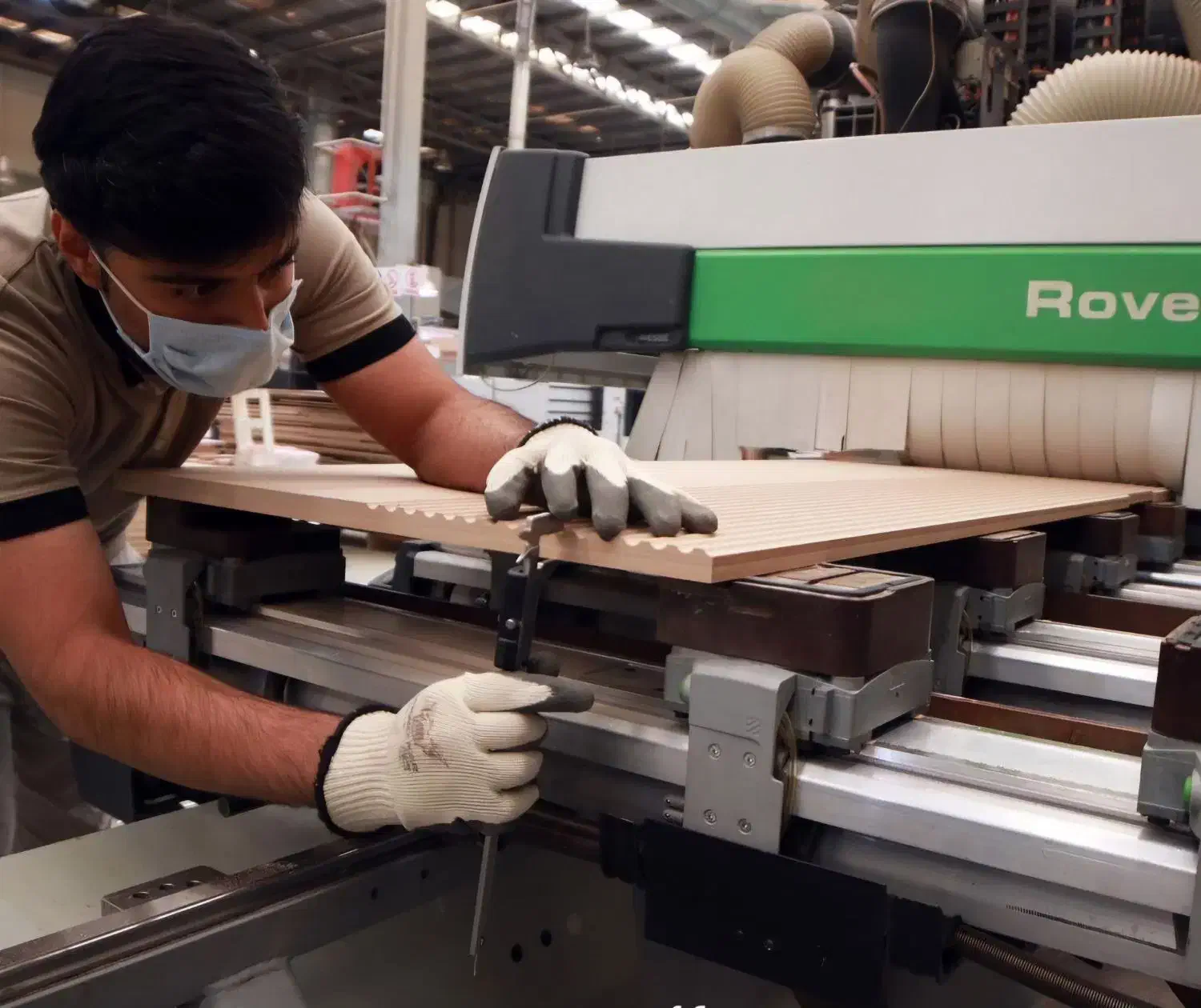 استخدام برشکار ومونتاژ کار رنگکار و کارگر ساده|استخدام صنعتی، فنی، مهندسی|پاکدشت, پاکدشت (مامازند)|دیوار