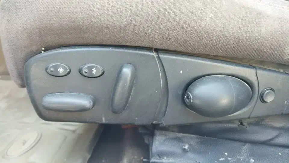 صندلی خلبانی ELX|قطعات یدکی و لوازم جانبی|کوار, |دیوار