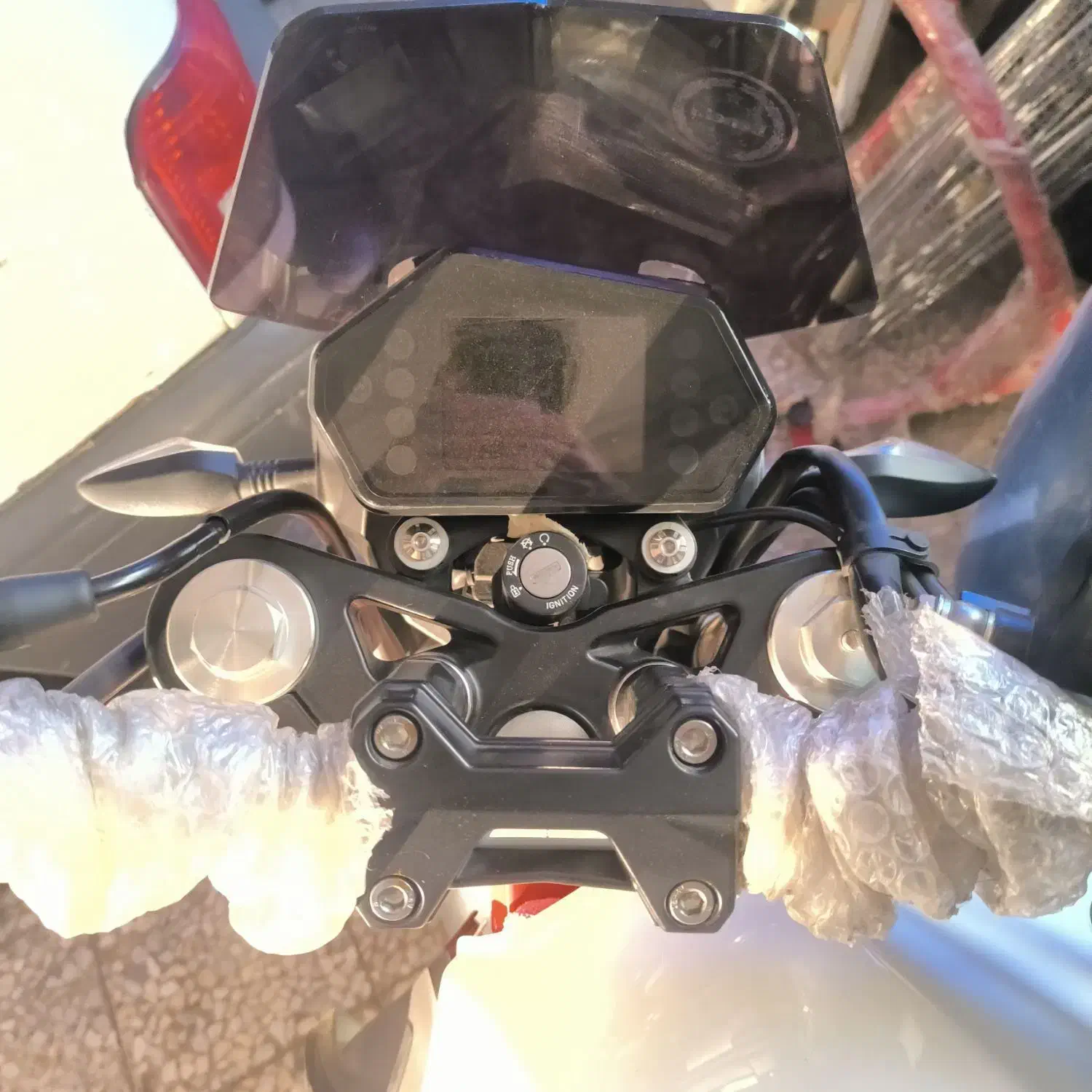 بنلی 250جفت سیلندر بنلی 300در حد خشک|موتورسیکلت|تهران, شکوفه (عبدل آباد)|دیوار