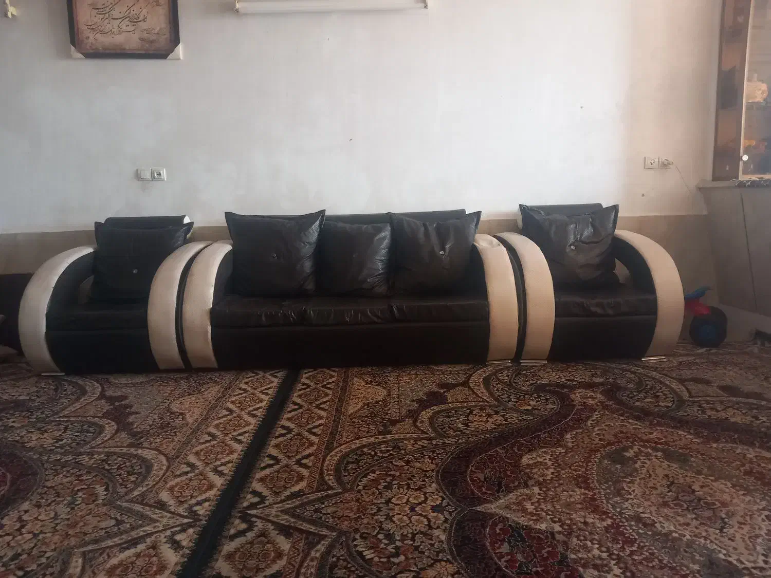 مبل ۷ نفره|مبلمان خانگی و میز عسلی|اصفهان, ملک‌شهر|دیوار