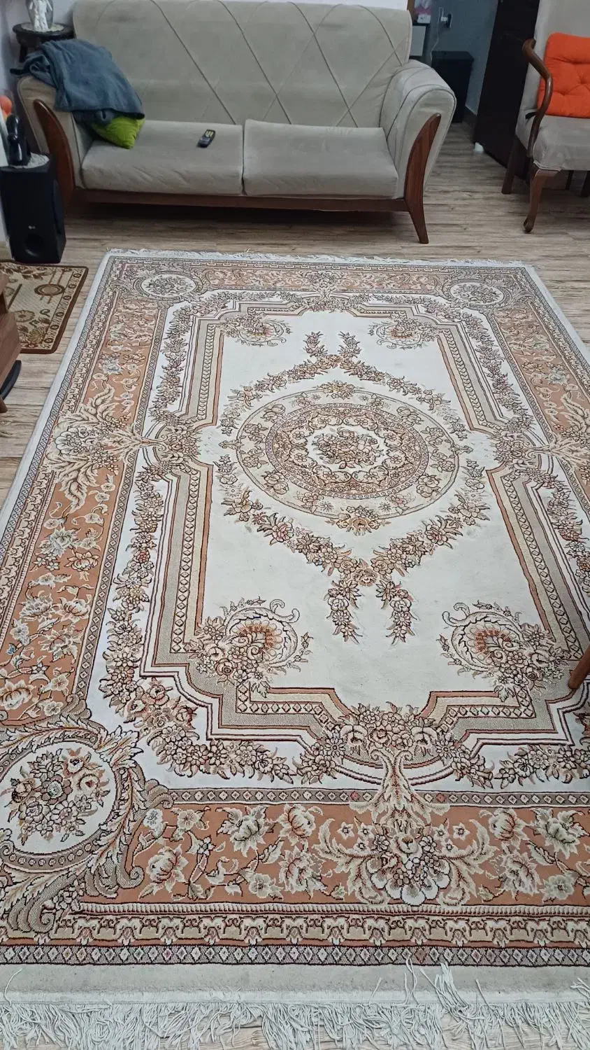 فرش|فرش|رشت, رودباری|دیوار