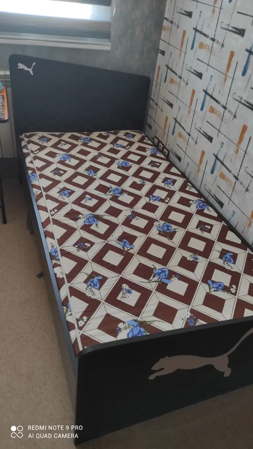 تخت و کمدو تشک طبی۱۸۰ در ۹۰ویک عددمیز تحریر وصندلی|تخت و سرویس خواب|اردبیل, |دیوار