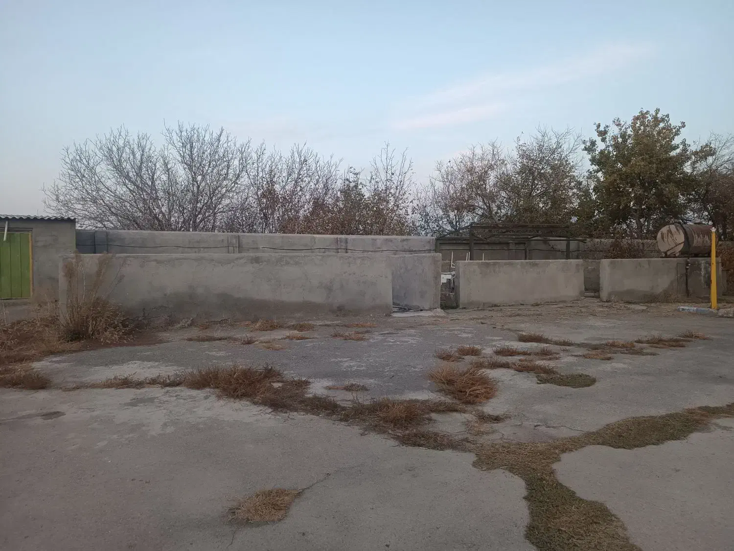 زمین باغی دور دیوار گلمکان سند شش دانگ متداژ 3200|فروش خانه و ویلا|گلمکان, |دیوار