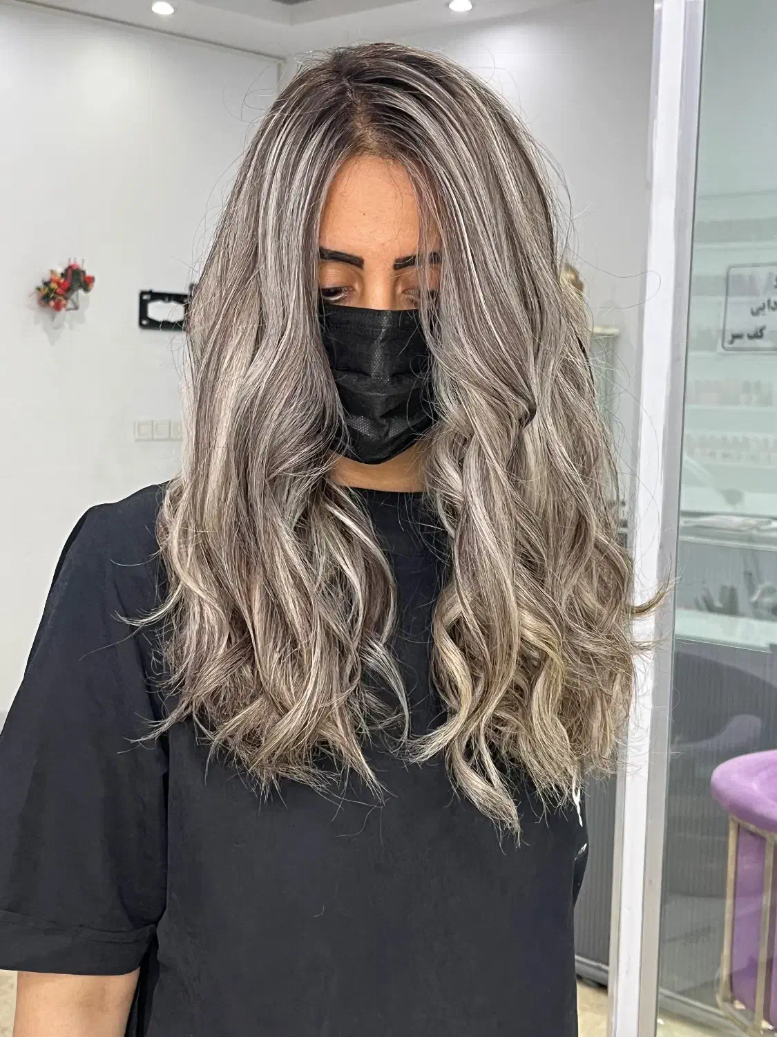 استخدام دستیار رنگ و لایت|استخدام درمانی، زیبایی، بهداشتی|تهران, کوهک|دیوار