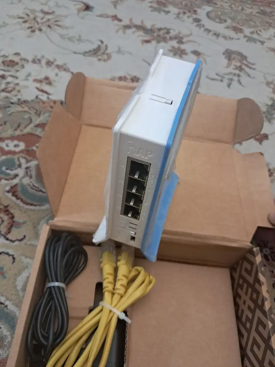 روتر میکروتیک hap lite|مودم و تجهیزات شبکه|تهران, خواجه نظام الملک|دیوار